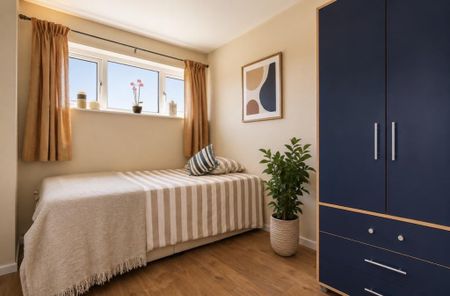 5 bedroom semi-detached house to rent - Photo 5