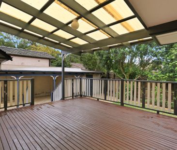 Charismatic Three Bedroom Home in Sought-After Street - Photo 2