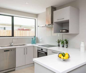 2 bedroom Town house in Papanui - Photo 3