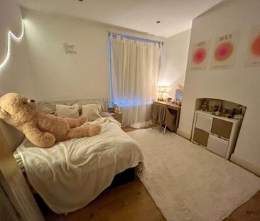 5 bedroom terraced house to rent - Photo 3