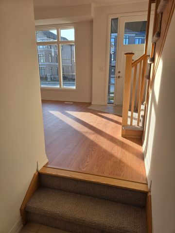 For Lease - 484 Provident Way, Hamilton, Ontario - Photo 3