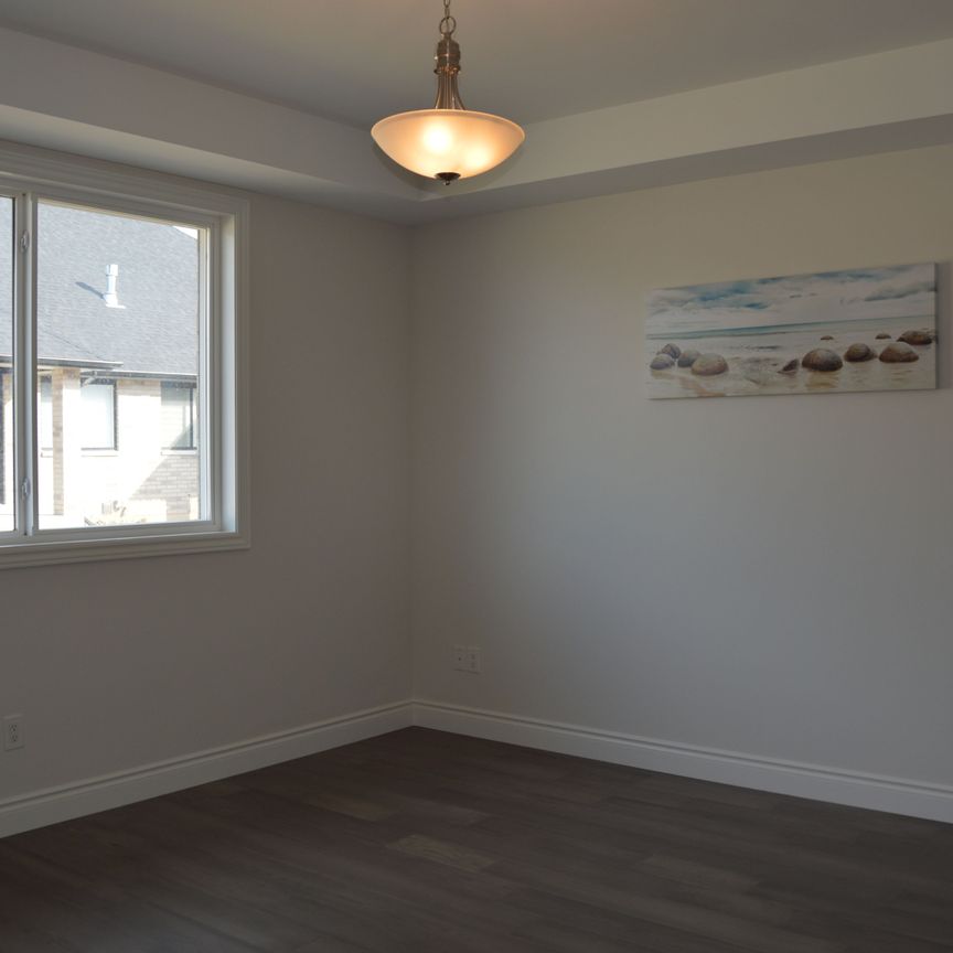 For Lease - 48 Callams Bay Crescent, Amherstburg, Ontario - Photo 1