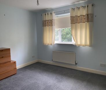 4 bedroom detached house to rent - Photo 4