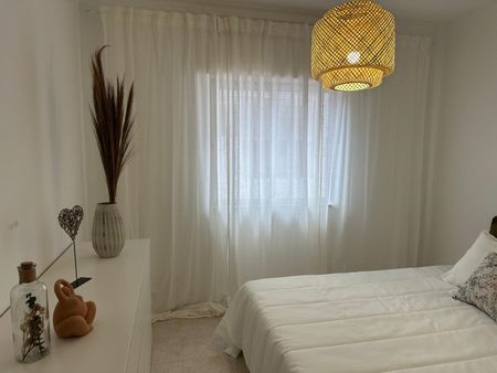 Apartamento T0+1 no centro de Vila Real de Santo António de setembro a Maio - Photo 3