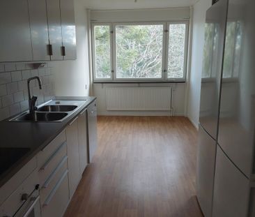 Norra Storängsvägen, Finspång - Photo 3