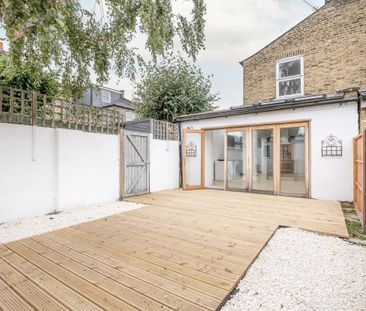 3 bedroom end of terrace house to rent - Photo 6