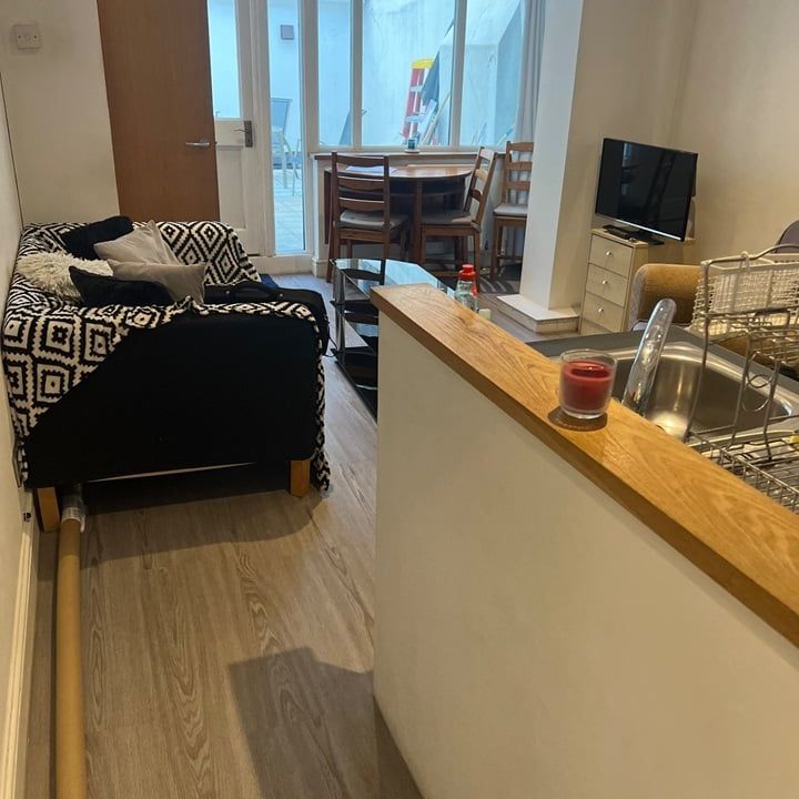 2 Bed Flat, Clapham Common South Side, SW4 - Photo 1