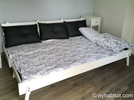 Logement à Paris, Location meublée - Photo 5