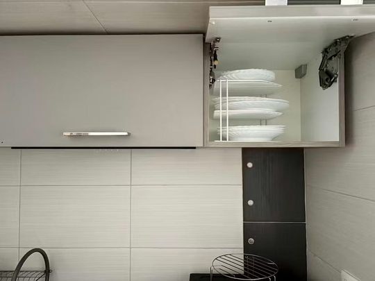 Rua de Entre Muros do Mirante, Lisbon, Lisbon 1100-210 - Photo 1