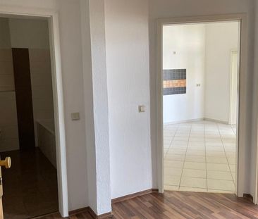 3 Raum Wohnung mit Balkon - Foto 1