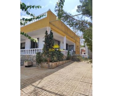 FOUR-BEDROOM DETACHED VILLA – LOS URRUTIAS - Photo 4