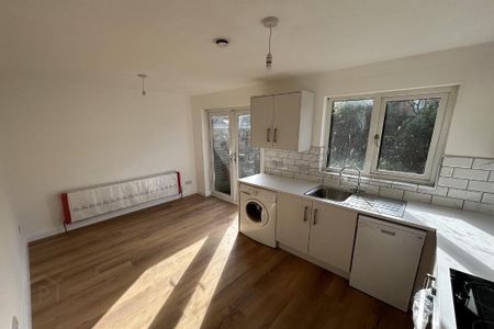 14 Whitehall Mews, Belfast, BT7 3GE - Photo 4