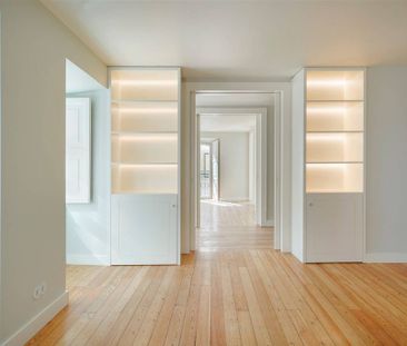 5 bedroom luxury Detached House for rent in Lisbon - Photo 2