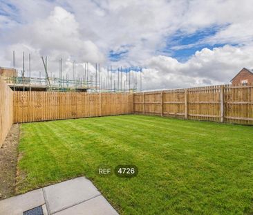 3 bedroom detached house to rent - Photo 2