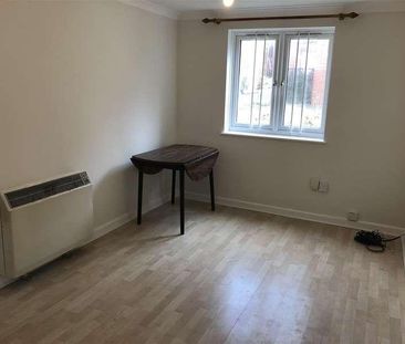 Rambler Court, Hendon, NW4 - Photo 3