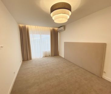 Luxury Apartment for Rent – Stunning View of the Lake and Montblanc - Photo 1