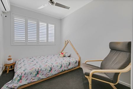 Easy Coastal Living, Moments to Mudjimba Beach! - Photo 5