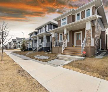 Spacious 3 Bedroom Upper Level Home With Double Garage In Redstone - Photo 6