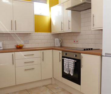 Room 4, Westminster Street, Crewe, CW2 - Photo 6