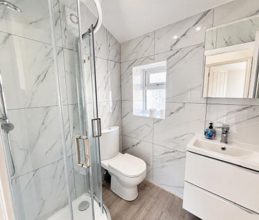 2 bedroom property to rent - Photo 2