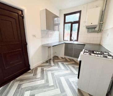 2 bedroom terraced house to rent - Photo 6