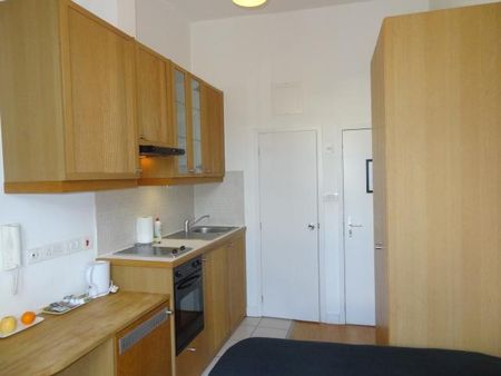 Flat 12 Cartwright Gardens, Bloomsbury WC1H 9EH - Photo 4
