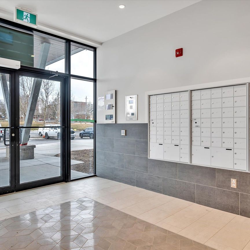 For Lease - 555 Bonaccord Street Unit# 321, Peterborough Central, Ontario - Photo 1