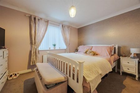 2 bedroom semi-detached house to rent - Photo 3