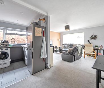 4 bedroom bungalow to rent - Photo 1