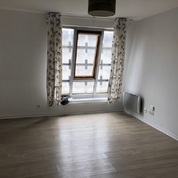 LILLE - APPARTEMENT - T1 BIS MEUBLE - Photo 1