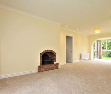 3 bedroom bungalow to rent - Photo 1