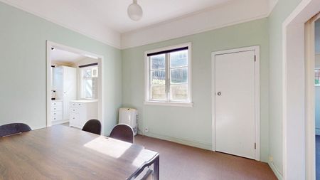 5 Knoll Street, Island Bay - Photo 4