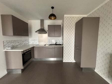 Location Appartement 2 pièces 42m² LILLE 59000 - Photo 2