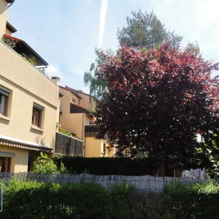 Location Appartement 2 pièces 53m² VILLEFRANCHE SUR SAONE 69400 - Photo 3