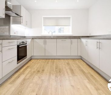 3 bedroom detached house to rent - Photo 3
