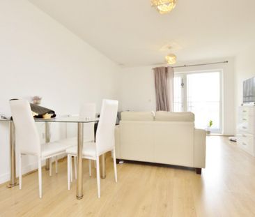 1 bedroom Flat To Let - Photo 4