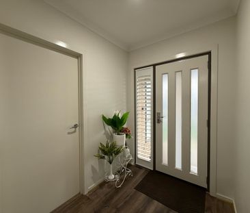 Charming Home Combining Style, Comfort, and Convenience - Photo 1