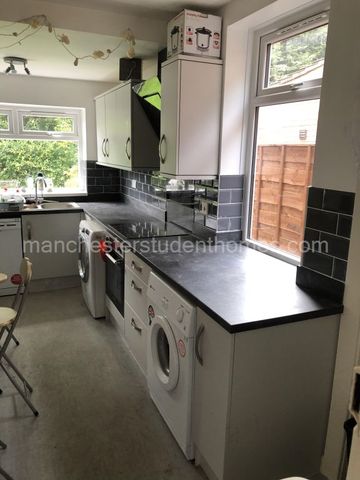 Parsonage Road, Manchester, M20 4WU - Photo 4