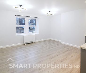 20, Blackwall, Halifax - Photo 1