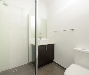 23 Meyers Walk, Craigieburn, Vic 3064 - Photo 2