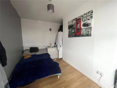 6 bedroom terraced house to rent - Photo 5