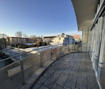 Wohnen über der Stadt schöne 3-R-Wohn.Atelier-Wohnung ca.124,60m² m... - Photo 1