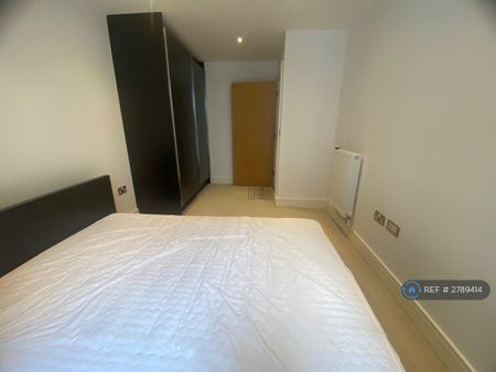1 bedroom flat to rent - Photo 5
