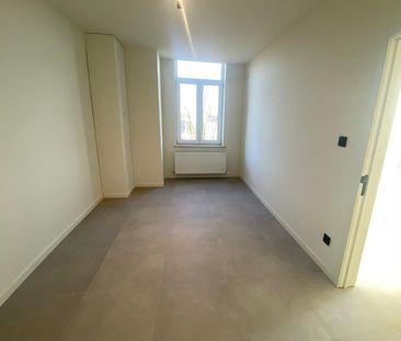 Gerenoveerd modern appartement met alle voorzieningen - Photo 4