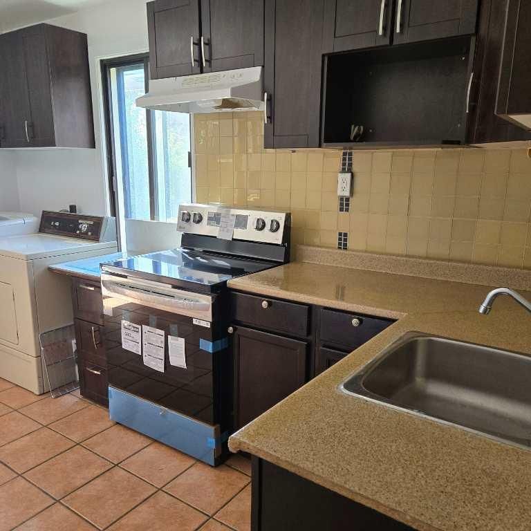 TRES GRAND 5 1/2 DANS COTE DES NEIGES ADJ OUTREMONT ET VMR - Photo 1