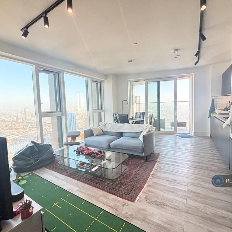 2 bedroom flat to rent - Photo 1