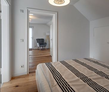 Cozy 2-room attic apartment for rent in Obermenzing - Foto 1