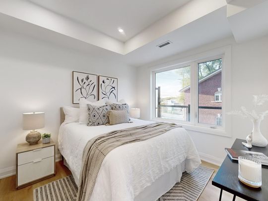 For Lease - 49 Charles Street Unit# 301, Newmarket, Ontario - Photo 1