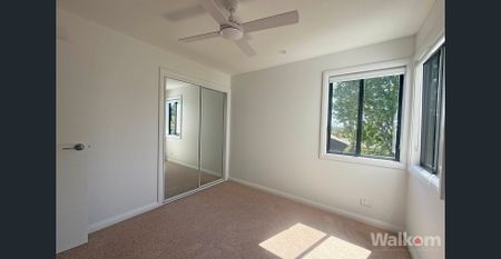 PLEASE DO NOT ATTEND THE PROPERTY BOOK YOUR ONLINE VIDEO TOUR – SEE THE EASY 5 STEP PROCESS BELOW. Please Register To Receive Your Video Tour Link. - Photo 5