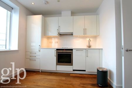 1 Bedroom Apartment, Berwick Street W1F - Photo 4